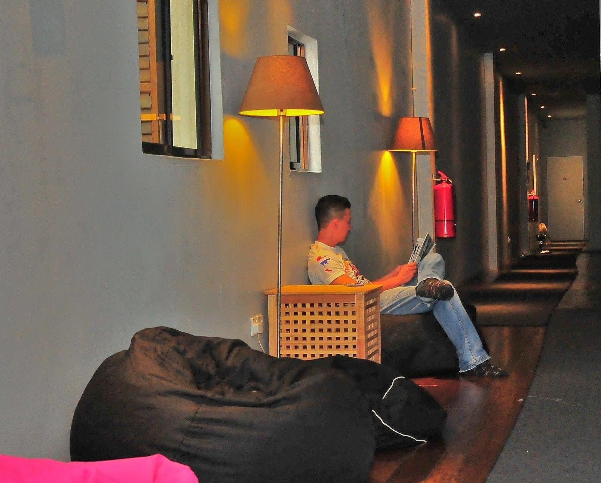 Ryokan Muntri Boutique Hostel George Town Buitenkant foto