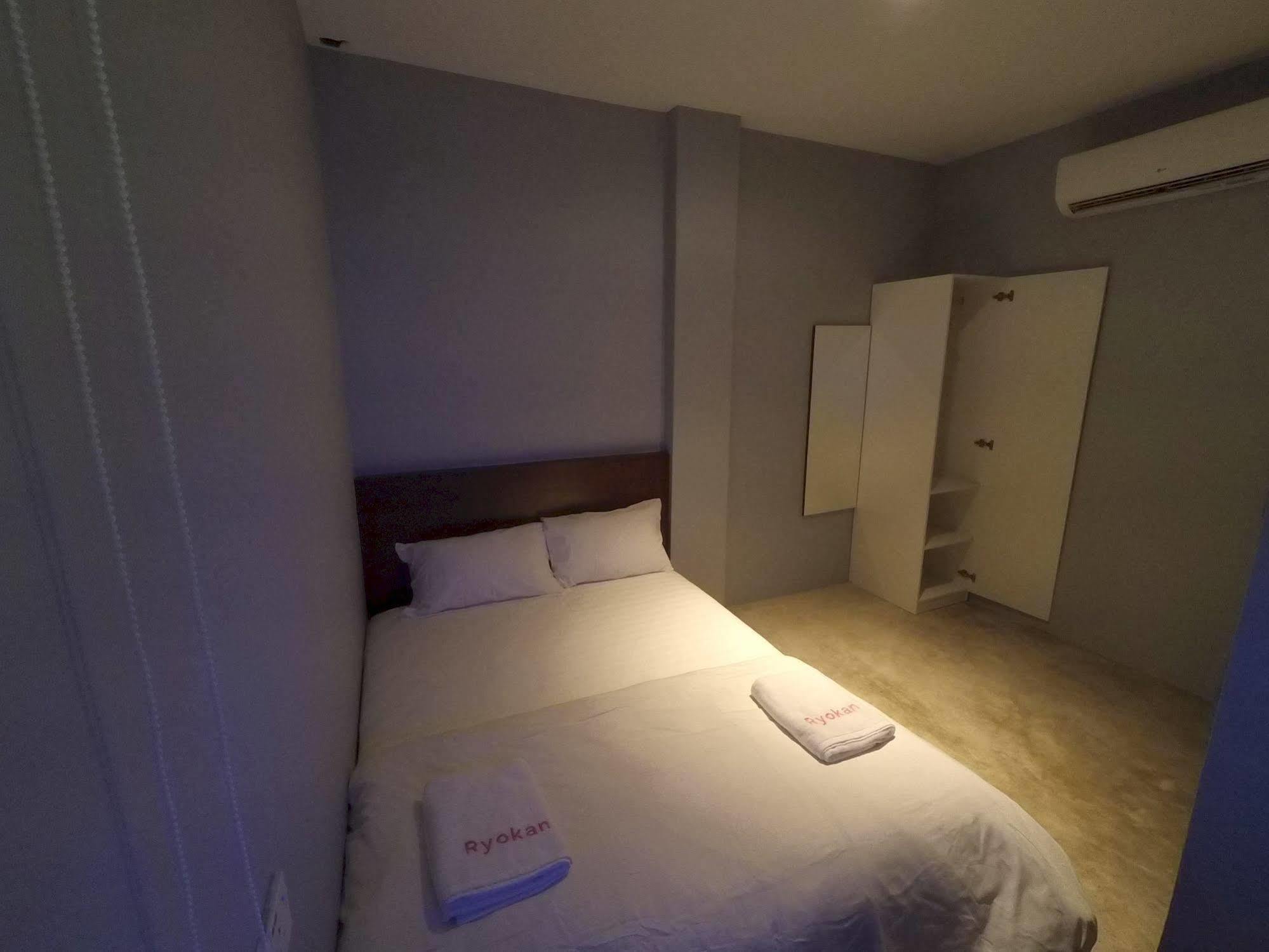 Ryokan Muntri Boutique Hostel George Town Buitenkant foto