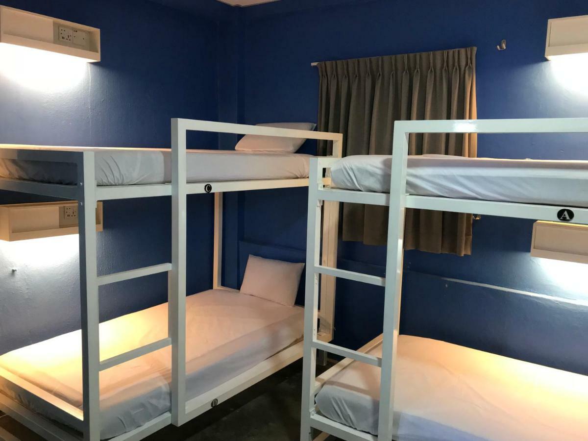 Ryokan Muntri Boutique Hostel George Town Buitenkant foto