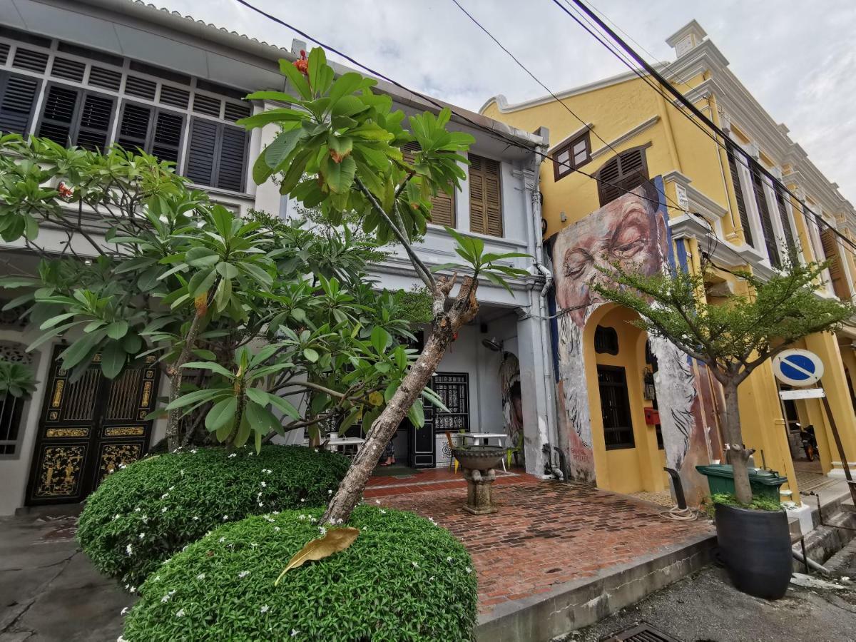 Ryokan Muntri Boutique Hostel George Town Buitenkant foto